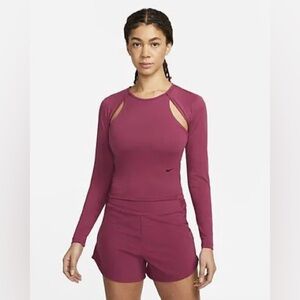 Nike Women's Dri-FIT Stealth Evaporation City Ready Long-Sleeve Top - Rosewood